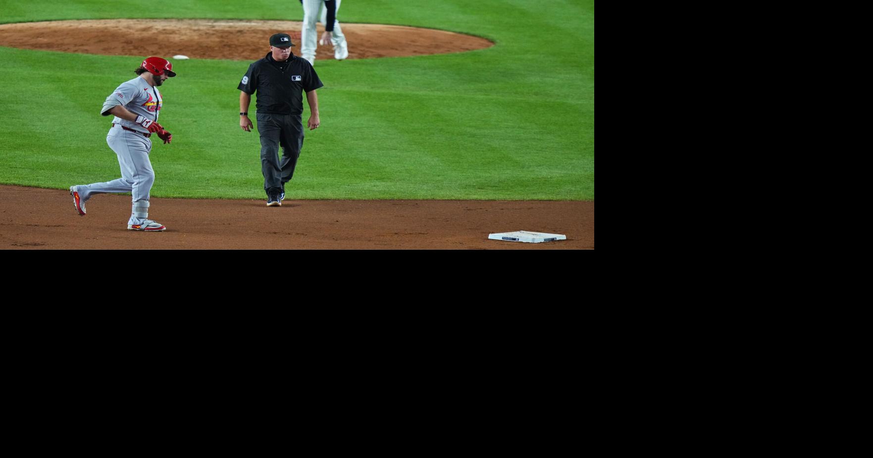 CORRECTION Cardinals Yankees Baseball