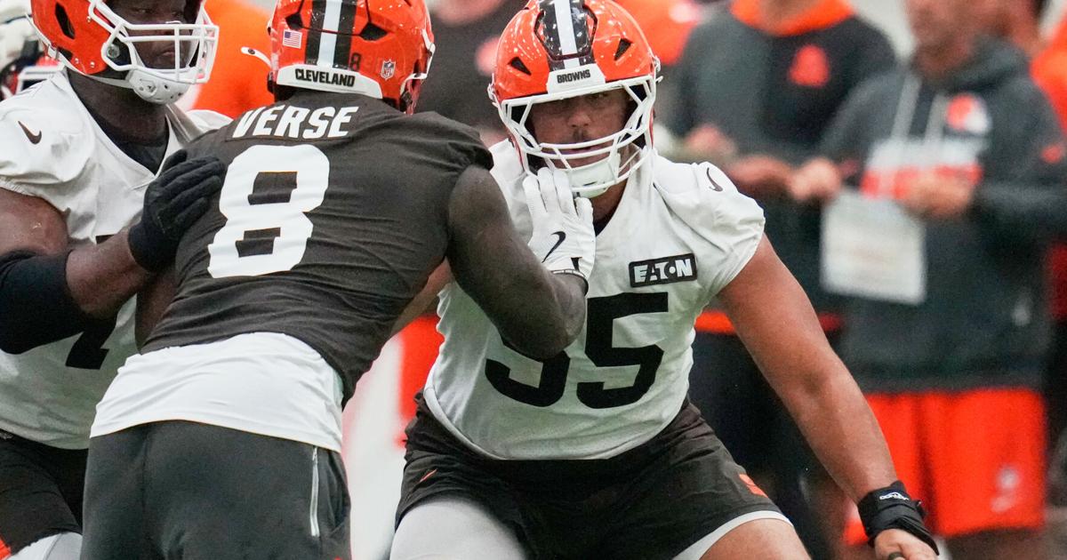 Browns Camp Football