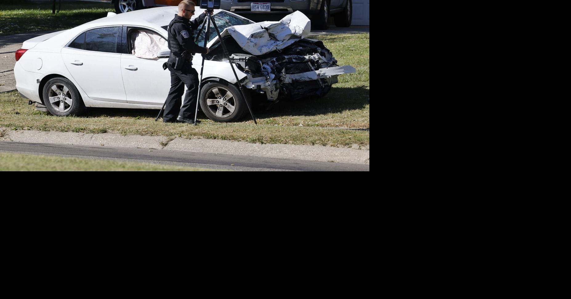 Motorcyclist dead after car crosses median in Middletown head-on crash ...