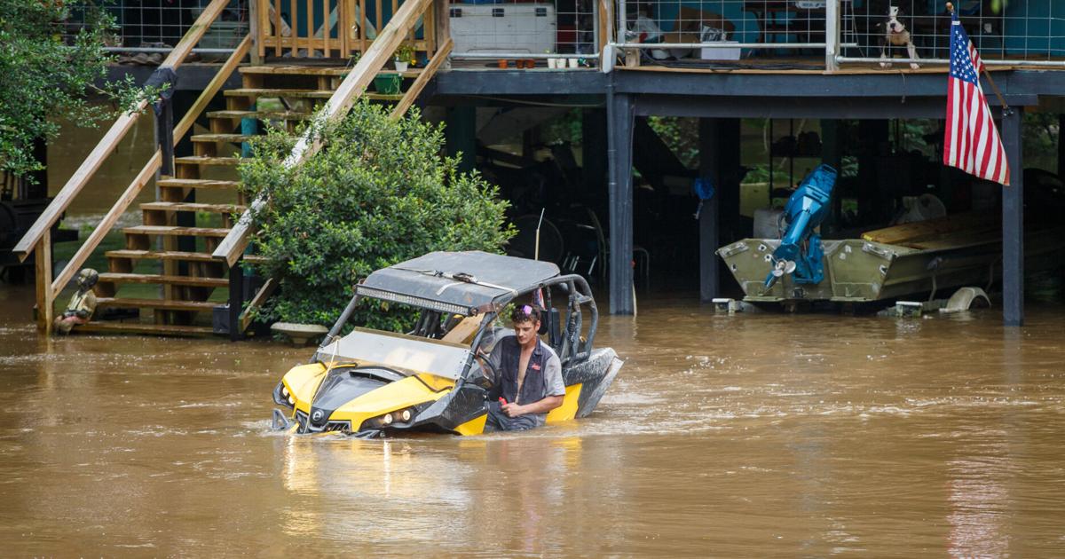 Tropical storm remnants pound Gulf states with heavy rain after tornadoes hit the Midwest The remnants of Tropical Storm Arthur are battering parts of the southeastern United States with heavy rain, sparking flash flood and tornado warnings along the Gulf Coast By DAVE COLLINS, DAVID FISCHER and STEPHEN SMITH - Associated Press Jun 18, 2026 Jun 18, 2026 Updated 1 hr ago