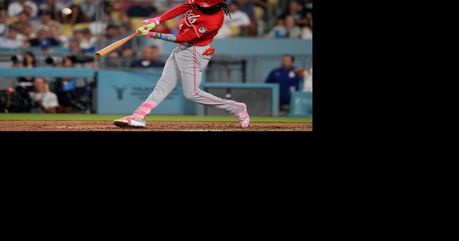 McCoy: Dodgers annihilate Reds 14-1 for seventh straight win
