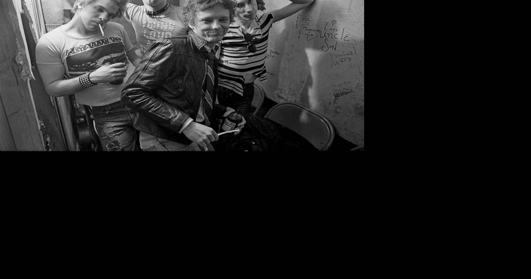 Guitarist played for influential early punk bands