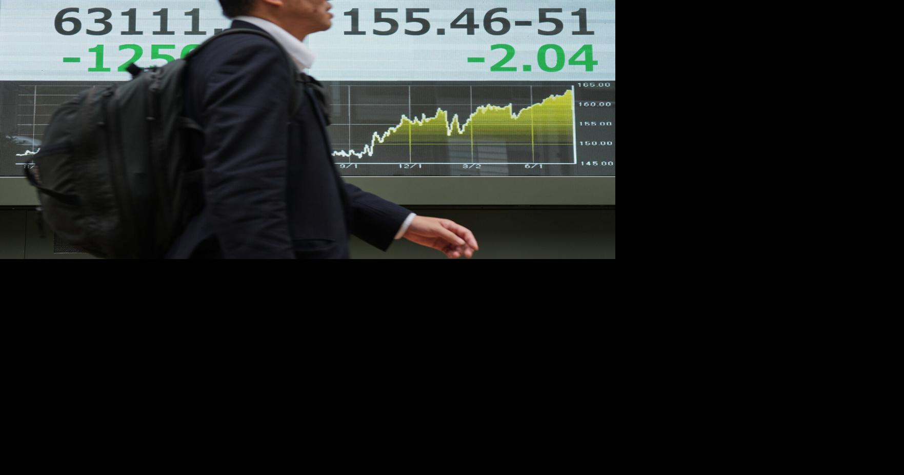 Wall Street gains, oil prices tumble after Trump says he'll order forces to ease up on Iran attacks By ELAINE KURTENBACH and MATT OTT - AP Business Writers Aug 3, 2026 Aug 3, 2026 Updated 13 mins ago