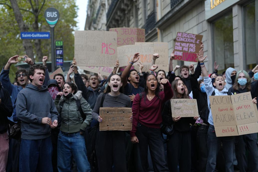APTOPIX France School Protests | Nation & World | journal-news.com