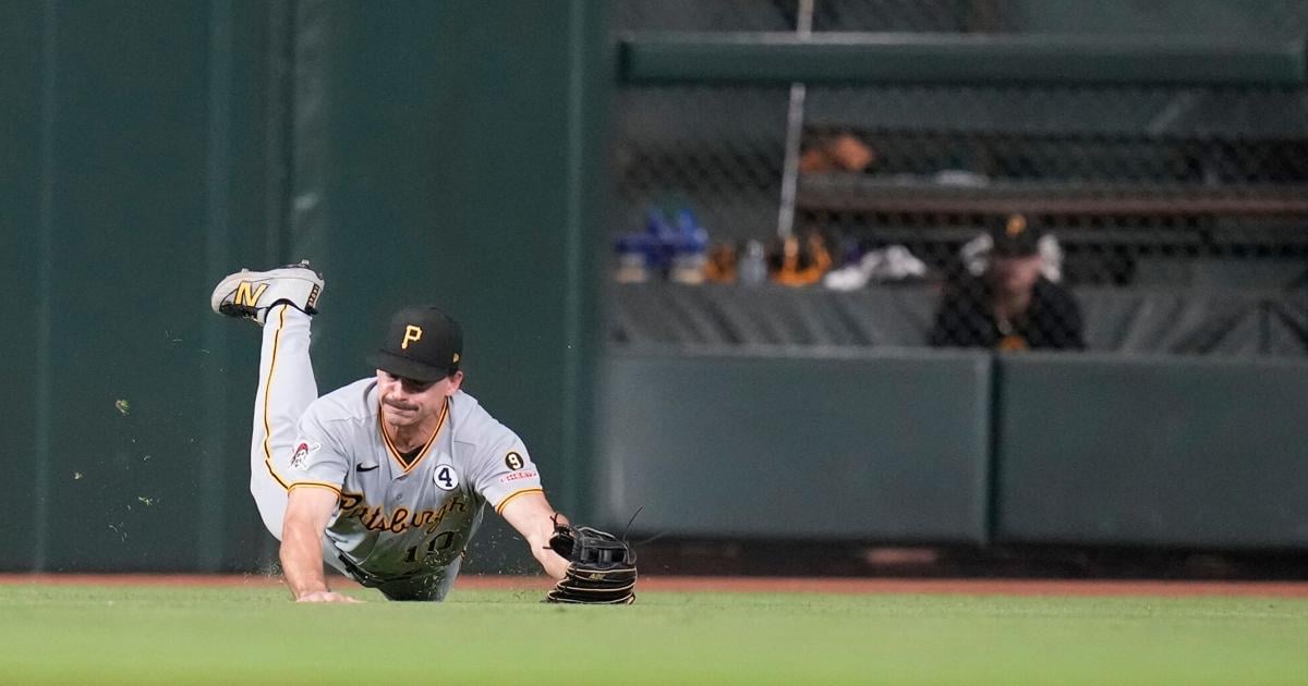 Action from Pirates and Astros matchup