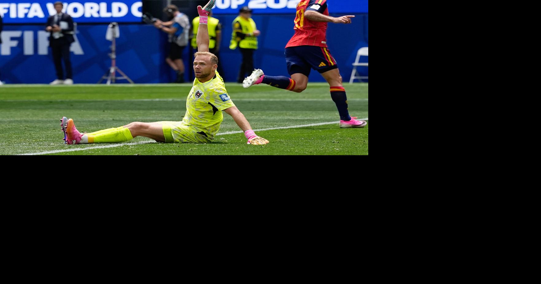 CORRECTION Austria Spain WCup Soccer