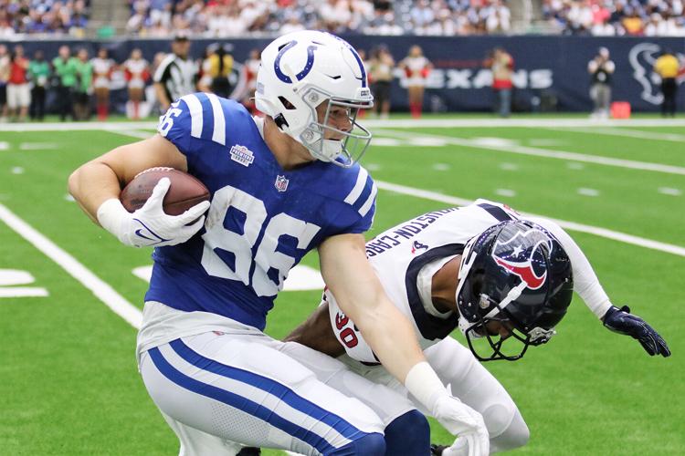 Richardson scores twice before leaving with concussion as Colts beat Texans  31-20