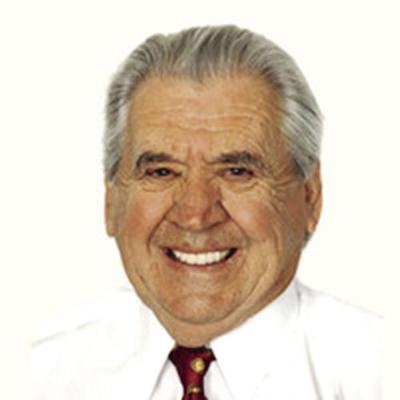 Dr. Robert Wallace