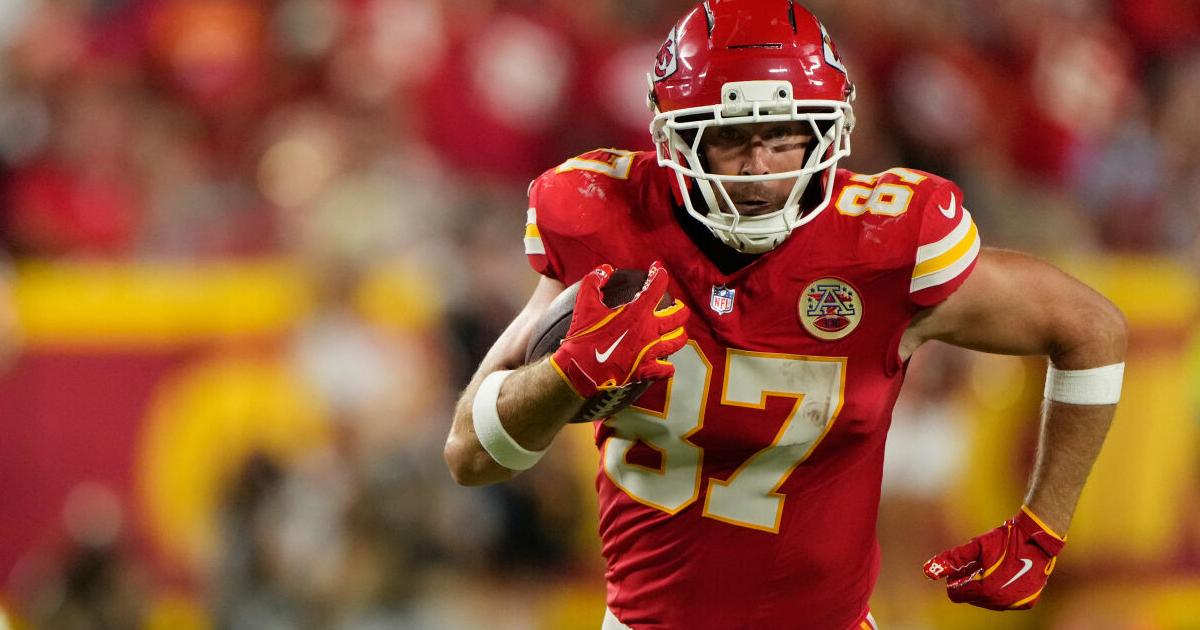Investment leader gets 11 years for scheme that bilked Travis Kelce, among others