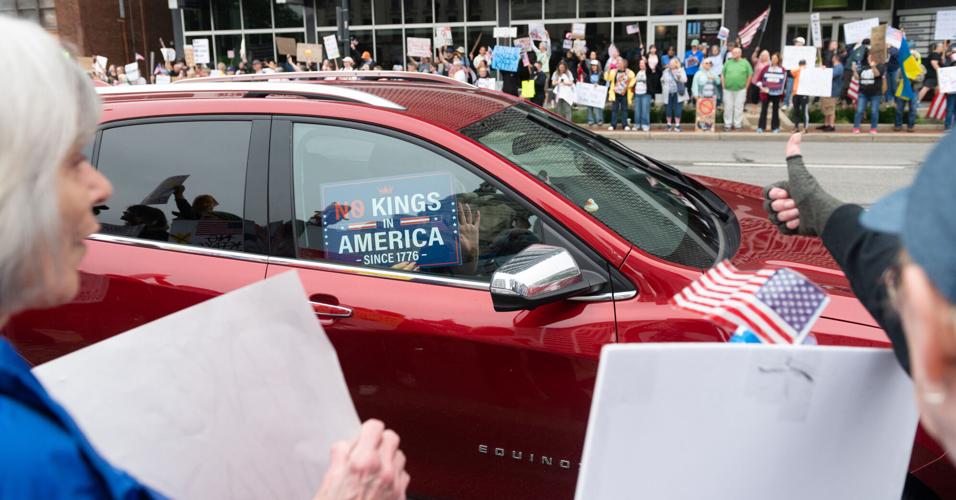 Thousands line downtown Fort Wayne streets for 'No Kings' protest ...