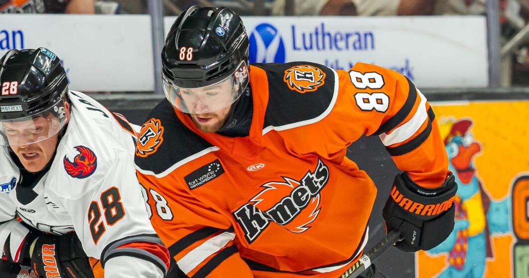 Matt Copponi signs with AHL's Toronto Marlies