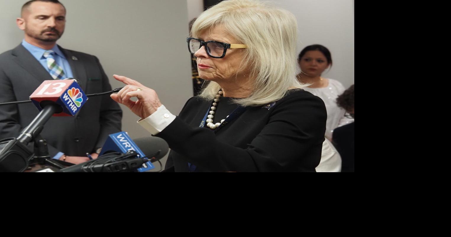 Revamped Indiana immigration crackdown clears committee | Local ...