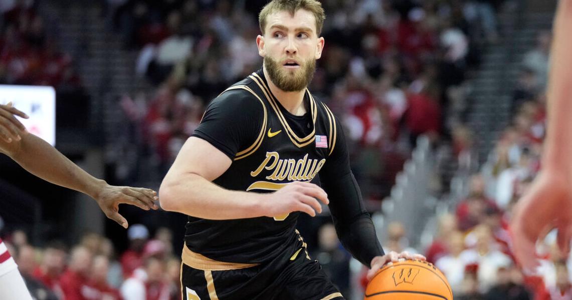 Braden Smith sets Big Ten assists record as Purdue routs Wisconsin