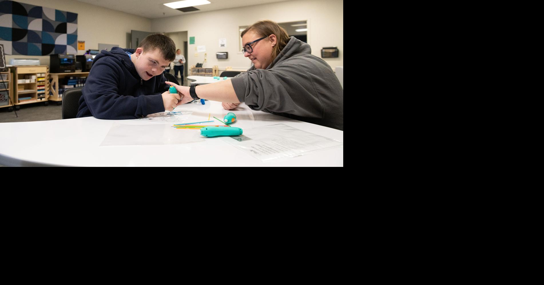 Education Notebook: Easterseals shows off new makerspace