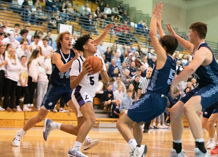 Leo, Heritage survive late runs to advance High Schools