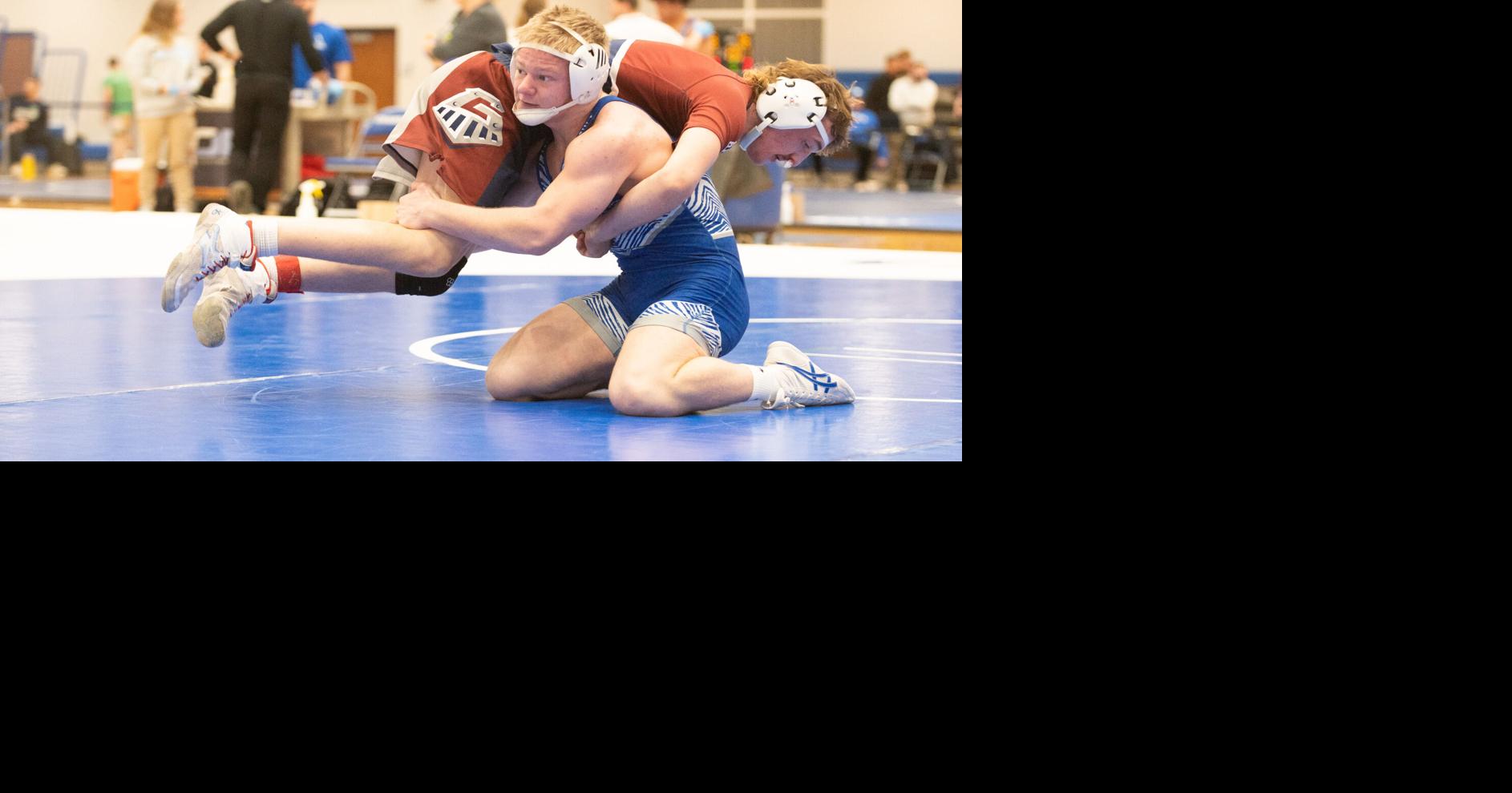 Wrestling Sectionals: New Haven grapplers hold off Homestead, Bellmont claims 48th team sectional title