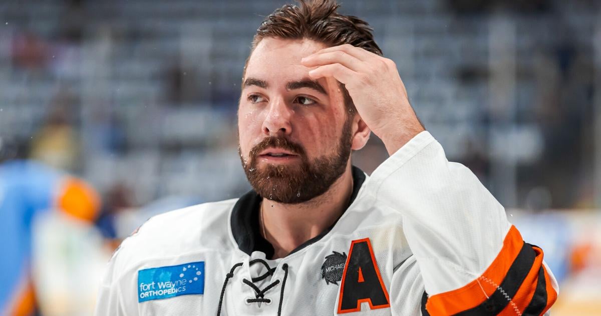 All-Star forward Jack Dugan re-signs with Fort Wayne Komets | Komets | journalgazette.net