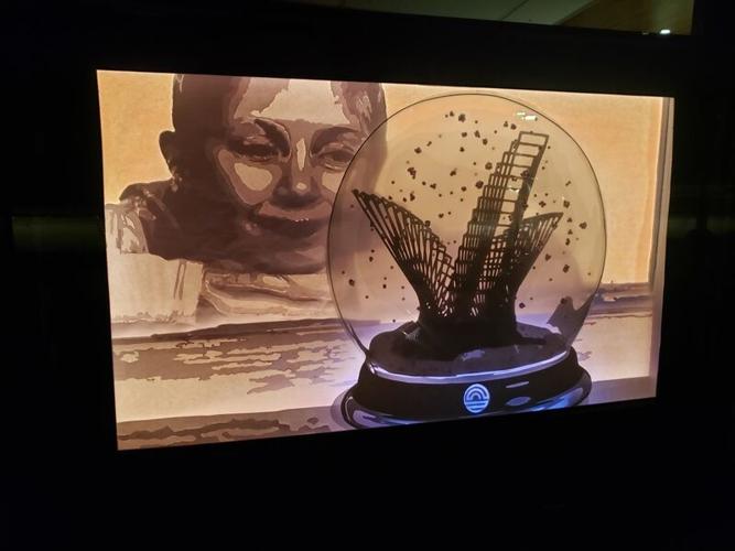 Light boxes transform photos Local