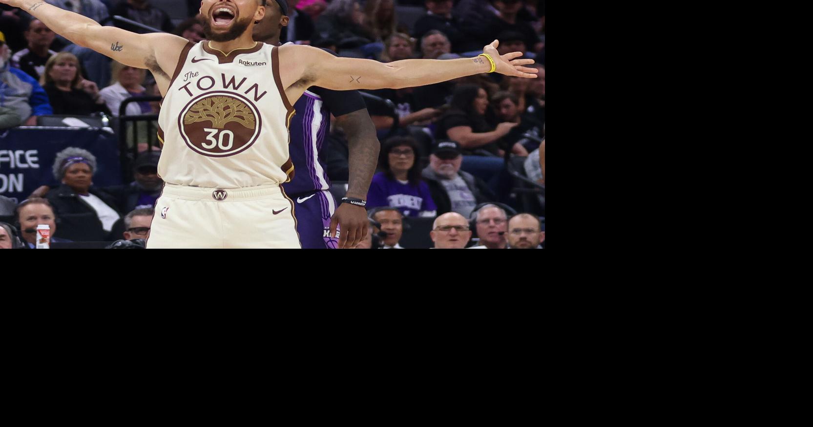 Curry hopes to lead a surprise Warriors playoff run now that he's healthy after knee injury