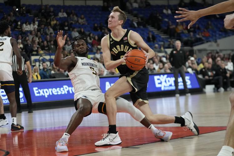 Loyer brothers to square off as Purdue faces Davidson Purdue
