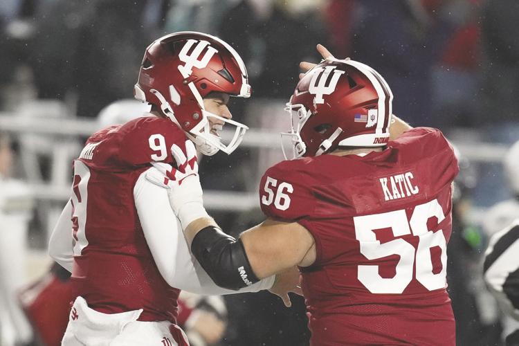Notre Dame to face Indiana in first round of College Football Playoff ...