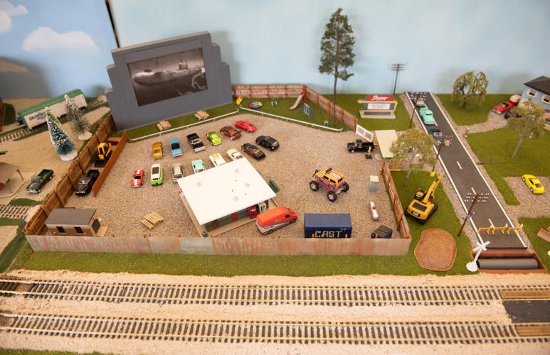 Model Library Train Choo-choo: Model train lovers attend Monroeville library branch event ...