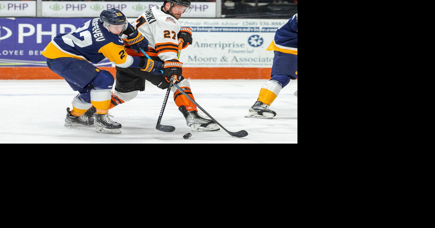 Ture Linden scores 2 goals, but Komets can't navigate rare meeting with