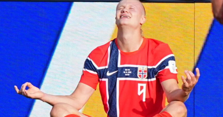 Haaland scores twice, adds assist in World Cup debut as Norway tops Iraq