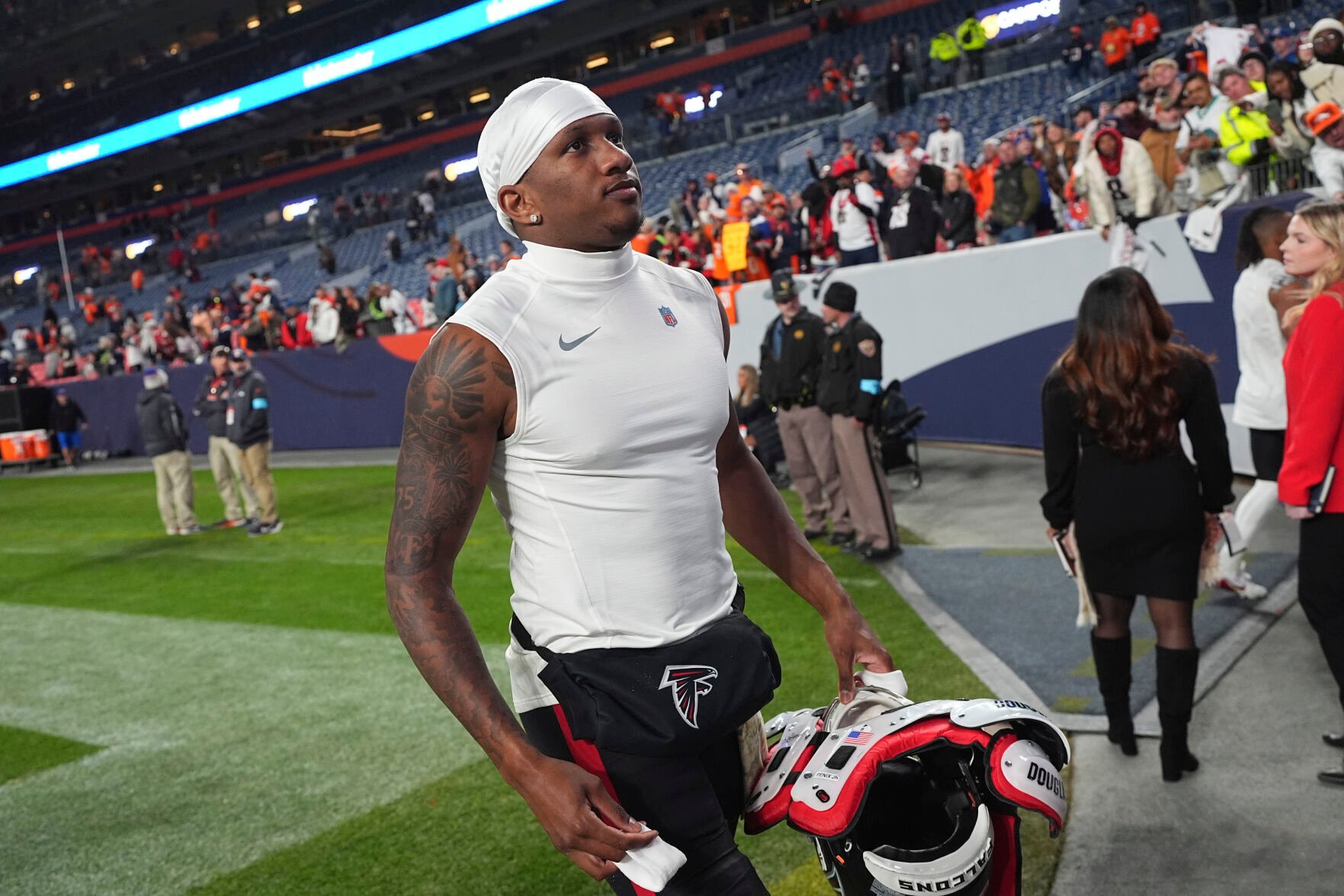 Falcons Name Rookie Penix Jr. As Starting QB, Benching Veteran Cousins ...