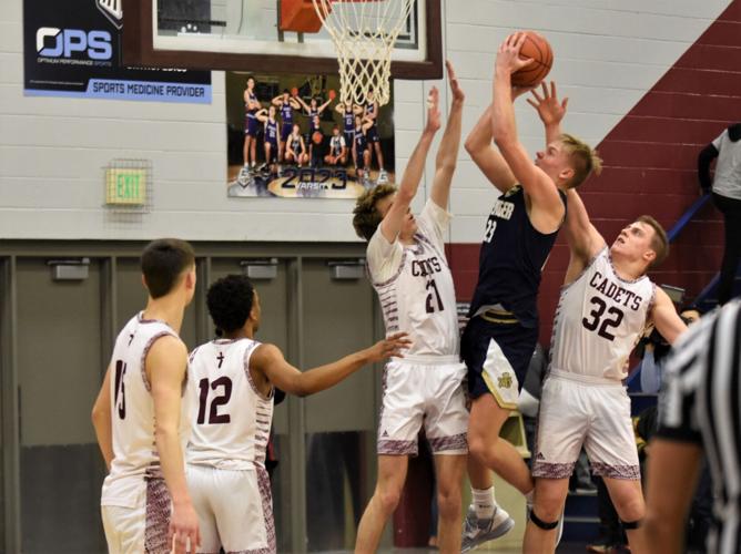 Monday Gallery: Class 3A Garrett Sectional Final Bishop Dwenger vs