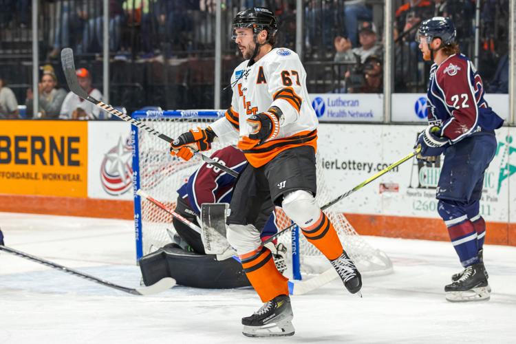 Komets end drought with 42 victory over Oilers, as Connor Corcoran