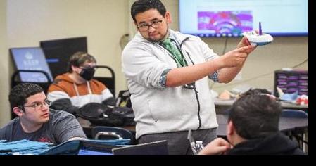 Teacher Honor Roll: Eric Toy - Vimarsana News