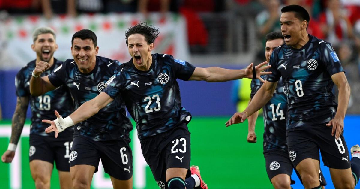 Paraguay beats Turkey despite being down a man to clinch Group D for U.S.