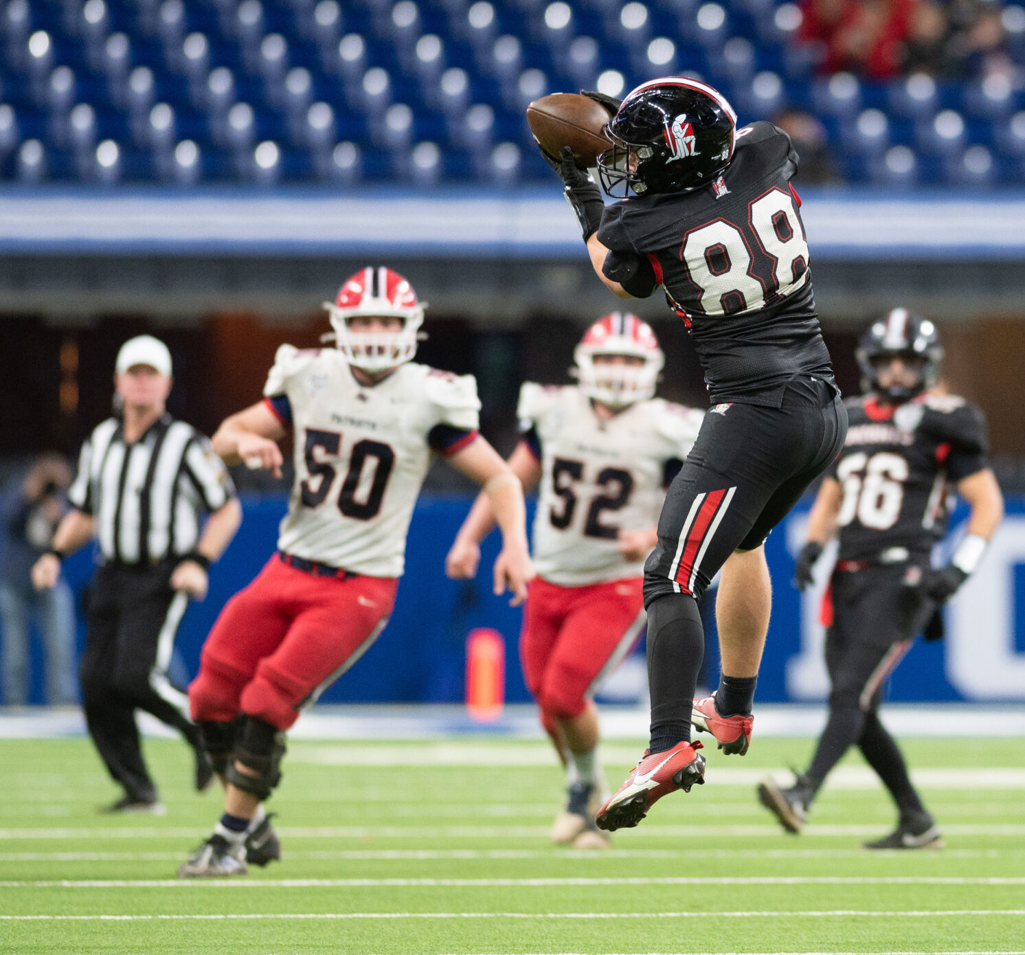 Saturday Gallery: Bishop Luers falls to Heritage Hills in Class 3A ...