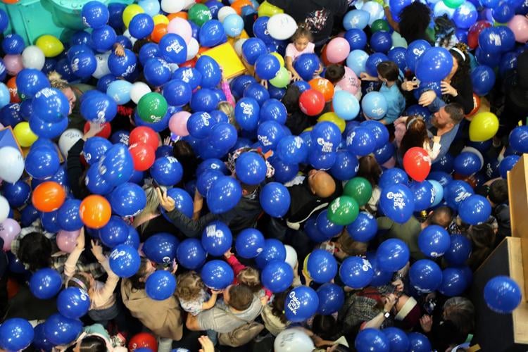 Science Central ushers in 2024 with balloon drops Local