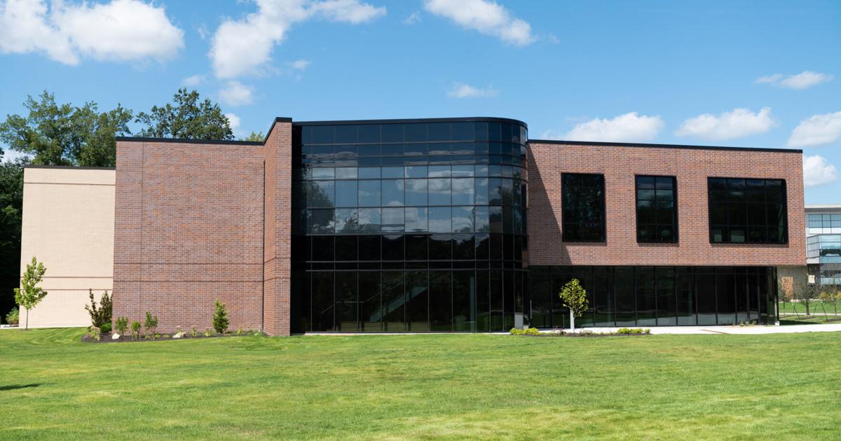 Purdue Fort Wayne celebrates opening of $25 million music building