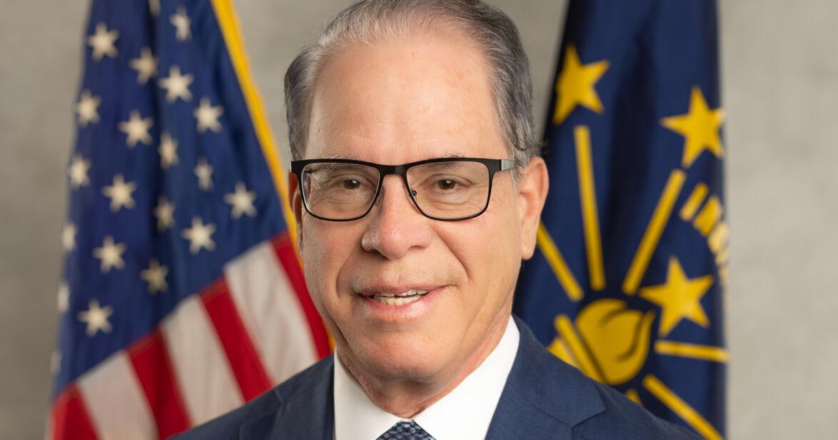 Governor signs executive order for Indiana Council on Fraud Detection and Prevention