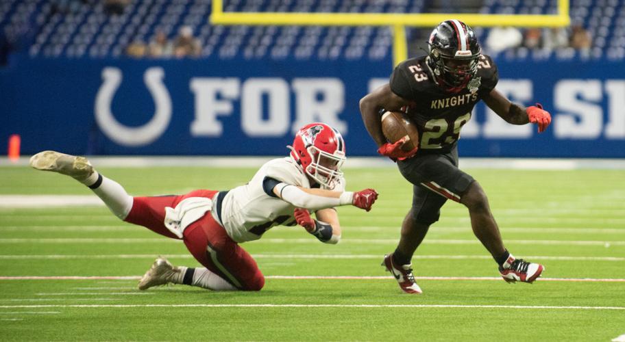 Saturday Gallery: Bishop Luers falls to Heritage Hills in Class 3A ...