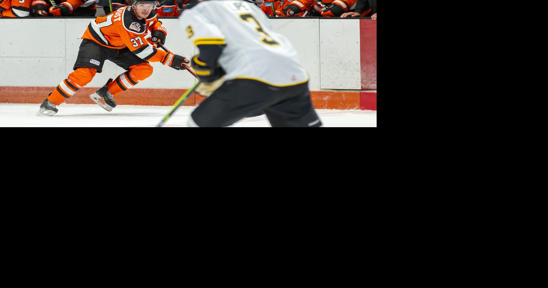 Komets win preseason opener Tristan Pelletier scores winner, makes