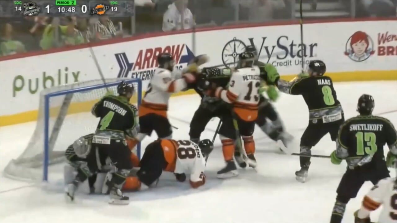 Komets upended by Ghost Pirates, as even-strength offense doesn't  capitalize enough and penalties remain issue, Komets