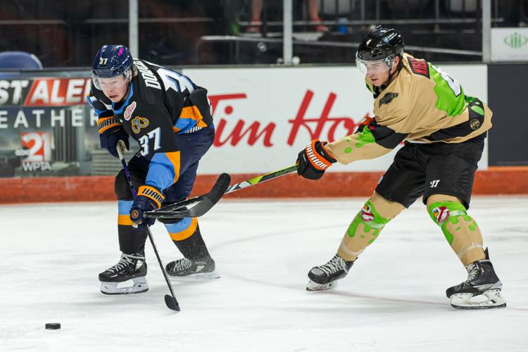Komets eager to show in 3 straight against Walleye that a brutal, early
