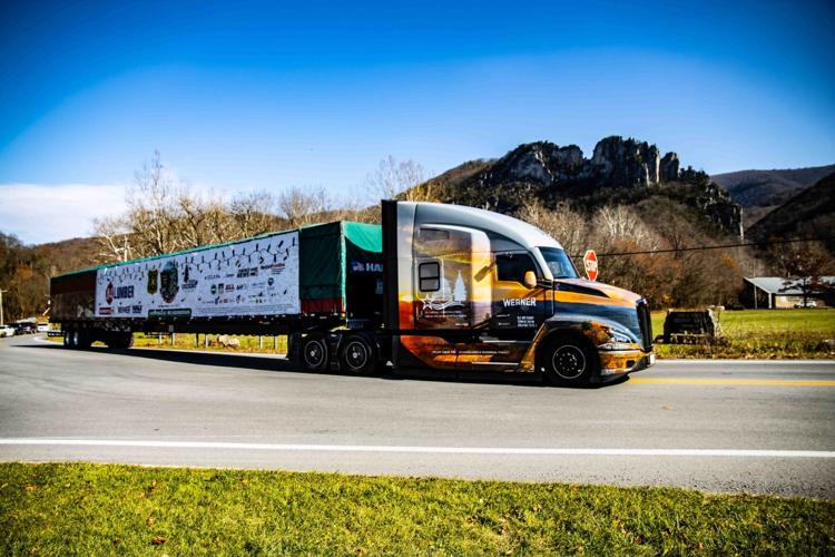 U.S. Capitol Christmas tree making stop in downtown Fort Wayne Local