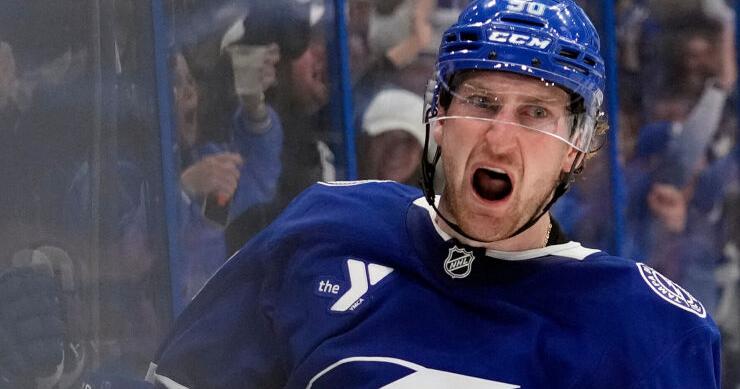 Moser scores in OT as Lightning beat Canadiens to tie first-round series
