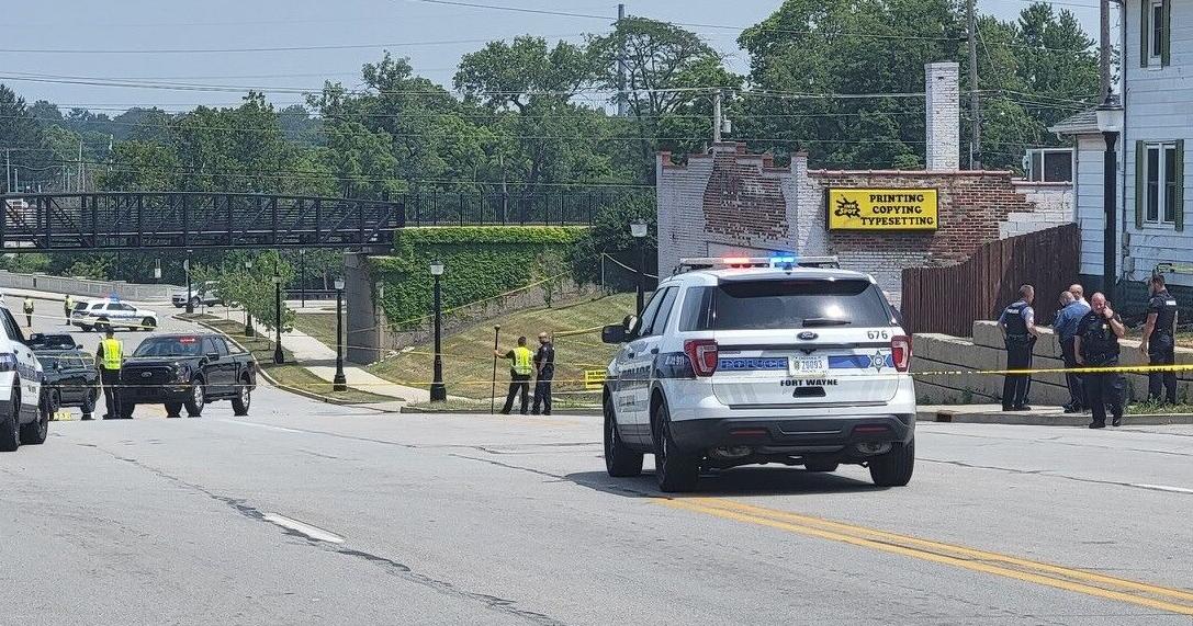 Man killed after officer-involved shooting in Fort Wayne, investigation ...
