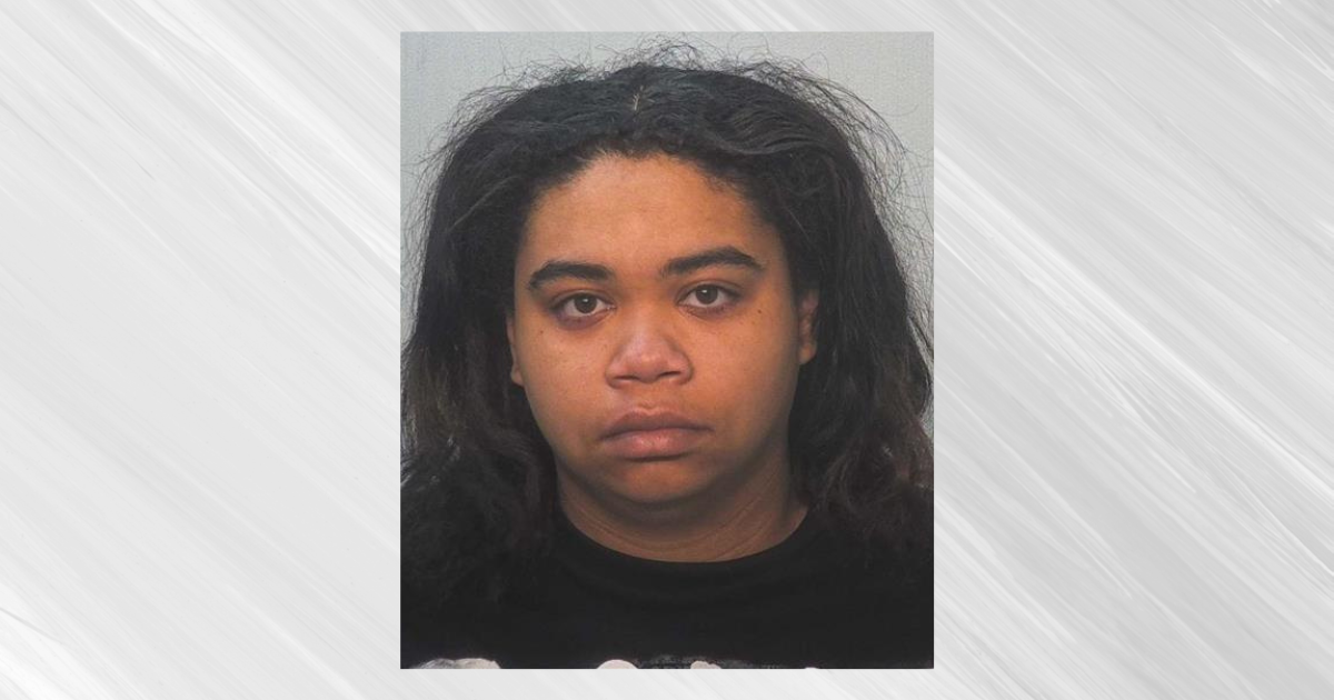 Fort Wayne woman pleads to lesser charge in December homicide case