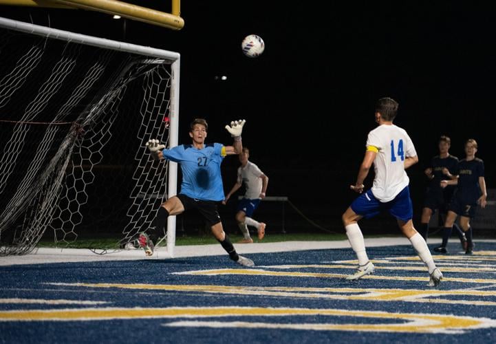 Late goal by Nick Butler gives Carroll soccer 1 0 win at Bishop Dwenger