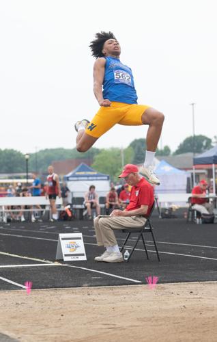 Warsaw shines in boys state track meet that saw records fall | High ...