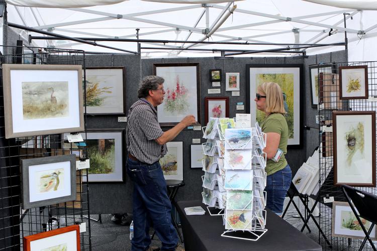 Outdoor art fair brings buyers to southwest Fort Wayne Local