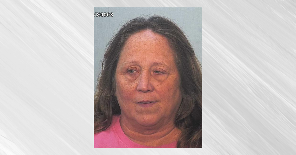 Fort Wayne police arrest woman who fled after reportedly stalking famous musician in California
