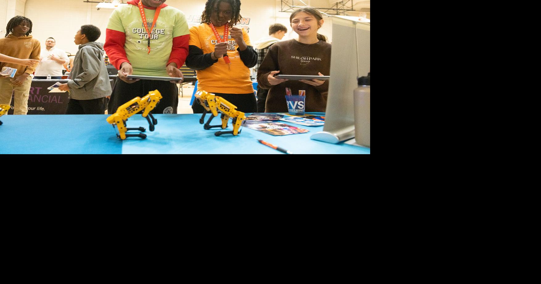 Federal grant helps Fort Wayne Community Schools build college-going culture